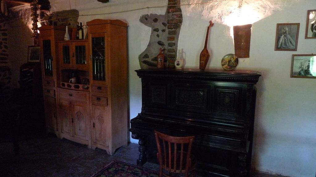 Chateau Bruale Tkhilistskaro Εξωτερικό φωτογραφία